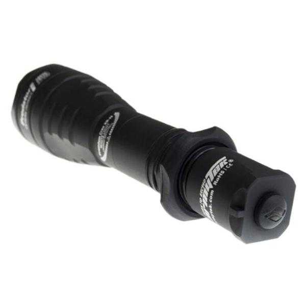 Фонарь Armytek Predator v3 Pro XHP35 High Intensity