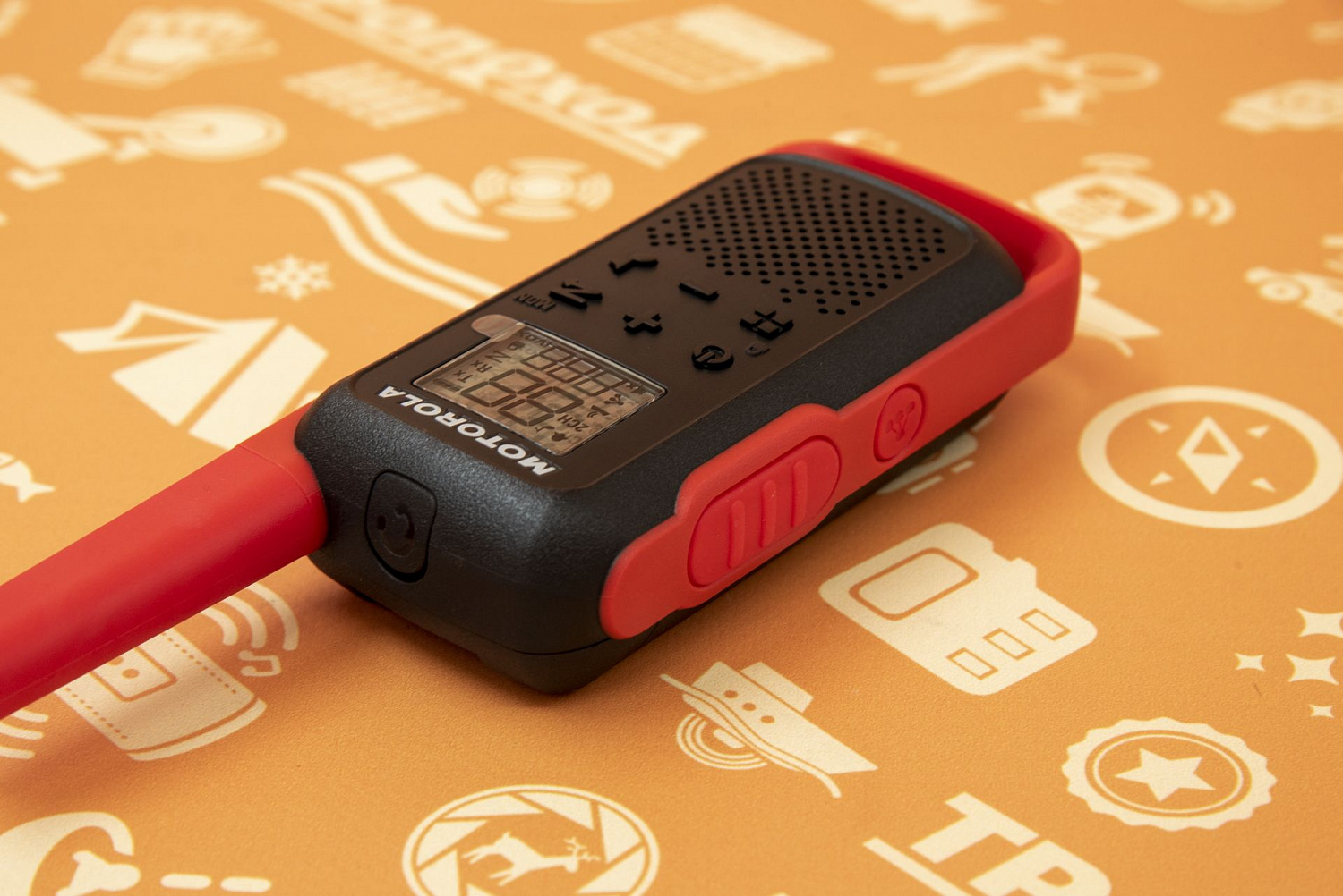 Радиостанция MOTOROLA Talkabout T62 red