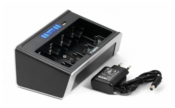 ЗУ VARTA LCD Universal Charger+