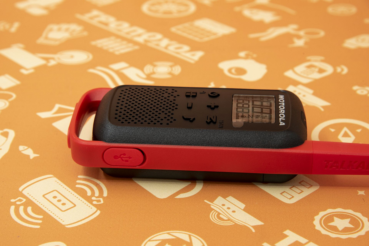 Радиостанция MOTOROLA Talkabout T62 red